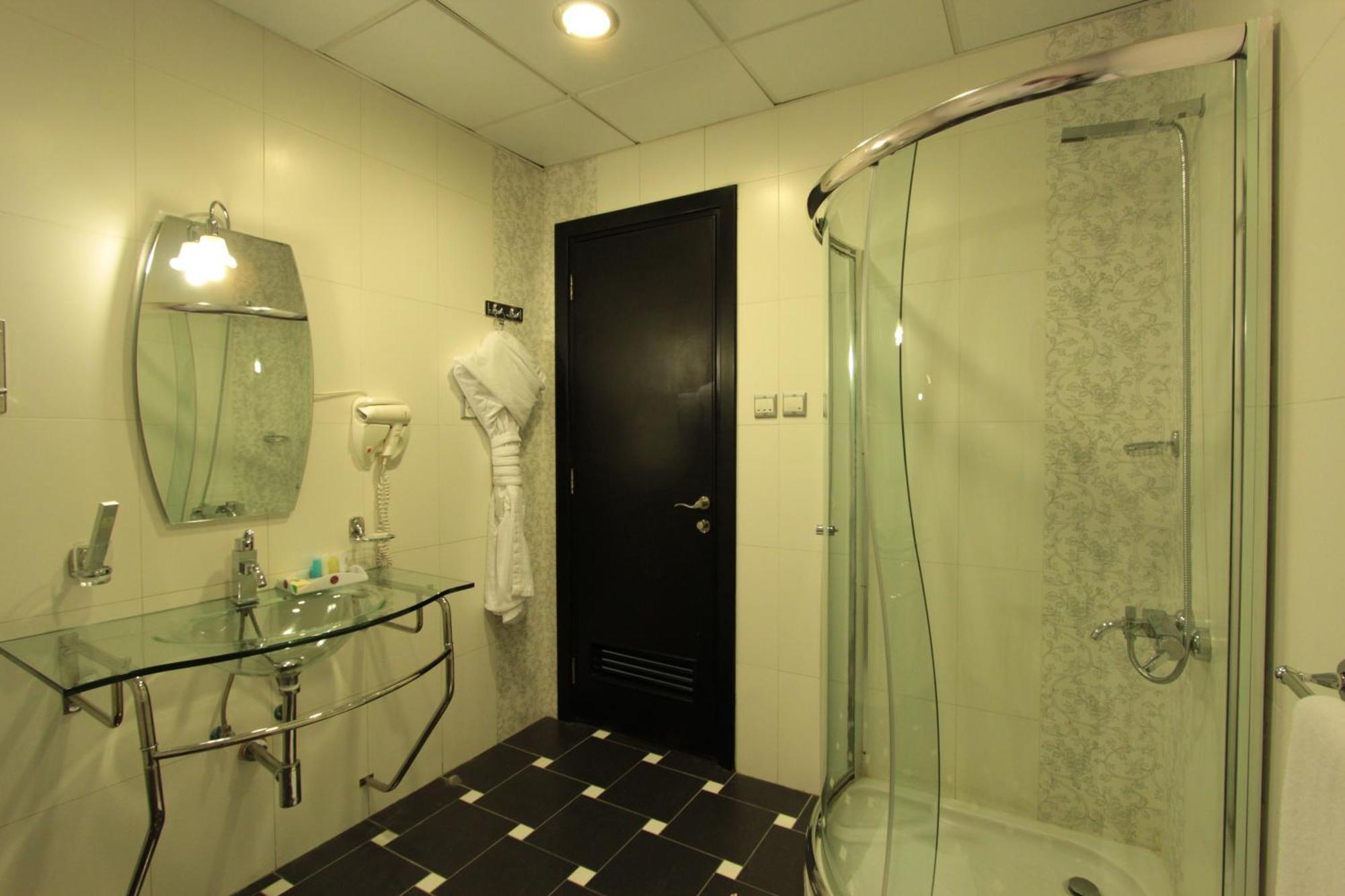 Awaliv International Hotel Ta'if Habitación foto